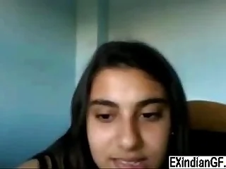 Indian teen slattern masturbates on cam